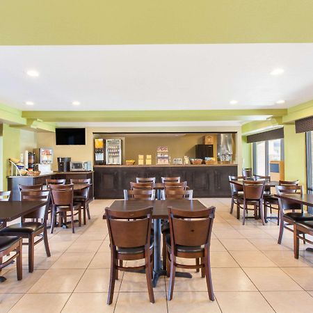 מילפיטאס Days Inn By Wyndham San Jose Airport מראה חיצוני תמונה