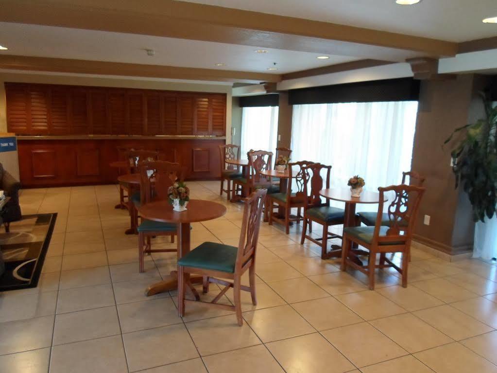 מילפיטאס Days Inn By Wyndham San Jose Airport מראה חיצוני תמונה
